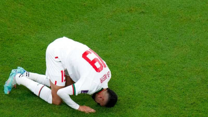 Pemain Timnas Maroko Youssef En-Nesyri rayakan gol