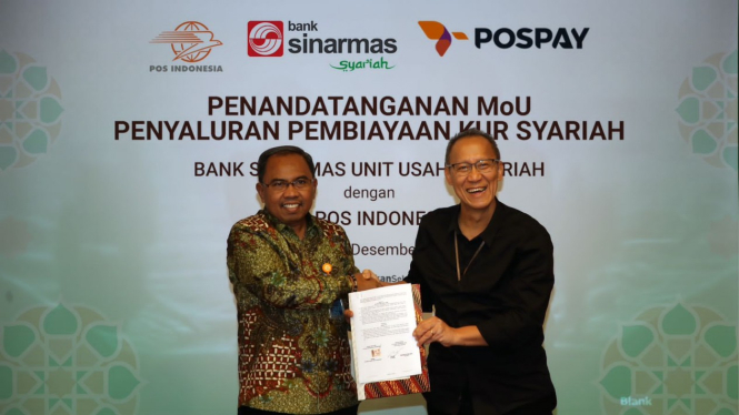 Penandatanganan MoU PT Pos Indonesia dengan Bank Sinarmas Syariah