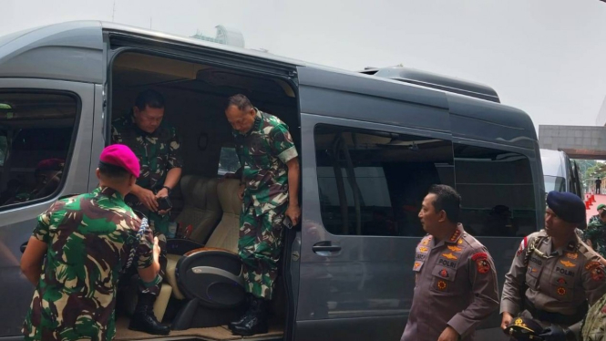 KSAL Laksamana Yudo Margono saat tiba di gedung DPR, Senayan.