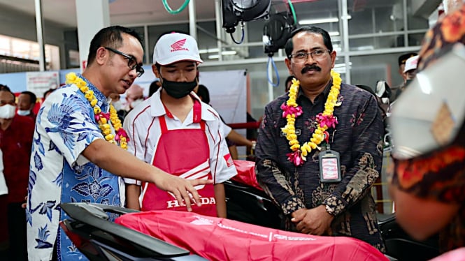 VIVA Otomotif: Peresmian SMK di Bali jadi Pos AHASS TEFA