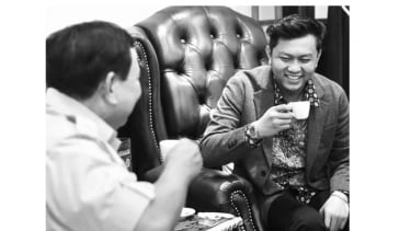 Prabowo Ngopi Santai Bareng Denny Caknan: Salam Untuk Keluarga Di Ngawi