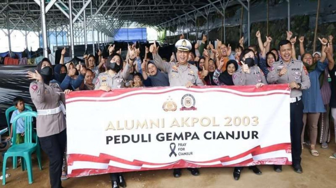 Alumni akpol 2003 berikan bantuan untuk korban gempa Cianjur