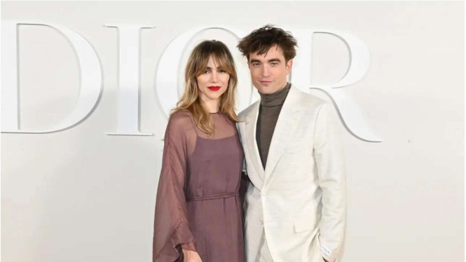 Robert Pattinson dan Suki Waterhouse