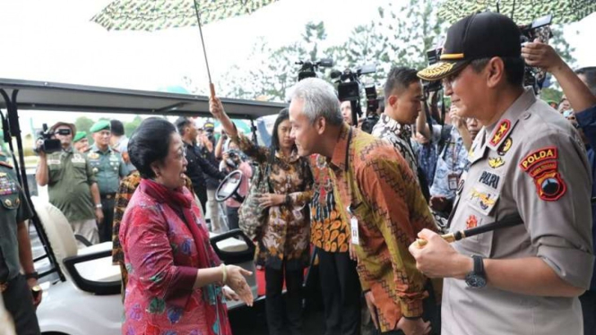 Gubernur Jawa Tengah Ganjar Pranowo dan Megawati Soekarnoputri