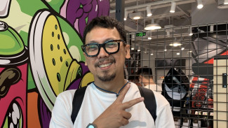 Udjo Project Pop Gemar Ngoleksi Sepatu, Berapa Paling Mahal?