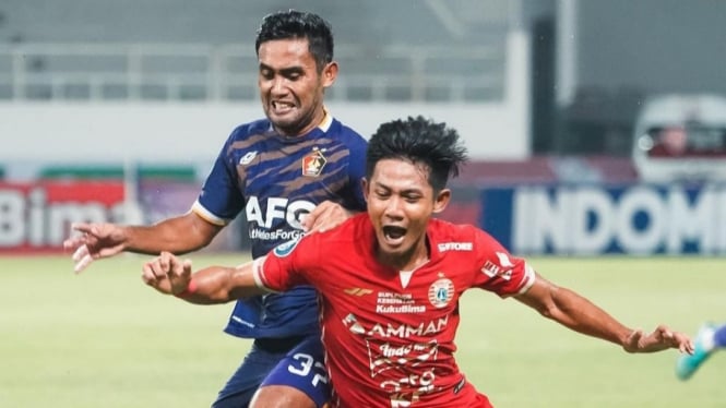 Pertandingan Persija Jakarta vs Persik Kediri di Liga 1 2022/23.