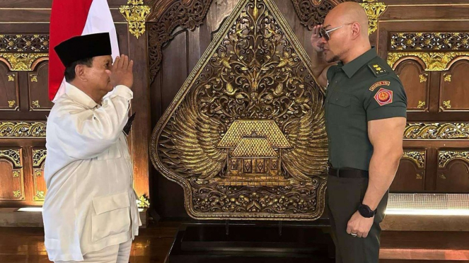 Menhan Prabowo Subianto dan Deddy Corbuzier Menhan Prabowo Subianto dan Deddy Corbuzier