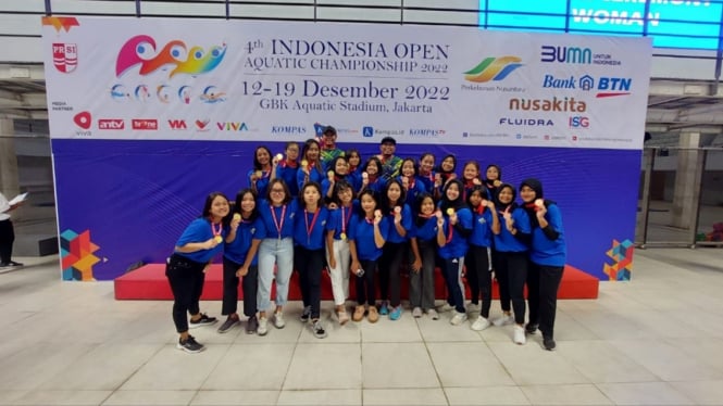 Tim putri Jawa Barat menjuarai cabang polo air di IOAC 2022.