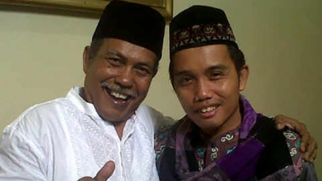 Otis Pamutih dan Ustaz Maulana