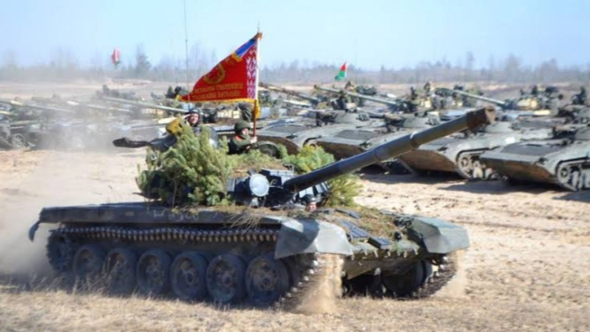 VIVA Militer: Batalyon tank Angkatan Bersenjata Belarus