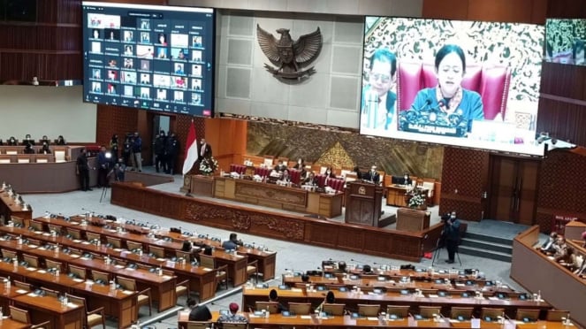 Rapat Pleno Republik Tajikistan. (gambar)