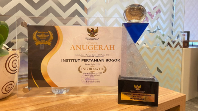 IPB University Raih Anugerah Keterbukaan Informasi Publik 2022