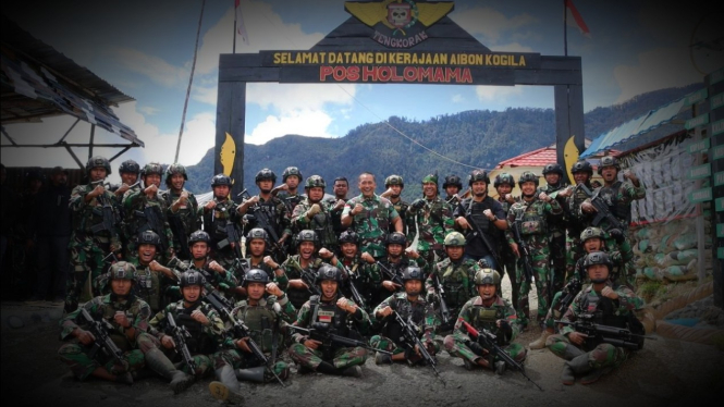 VIVA Militer: Brigjen TNI Sri Widodo bersama Pasukan Tengkorak Kostrad