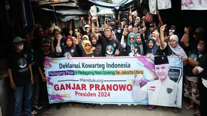 Kowarteg Indonesia bersama pedagang pasar dan tukang nasi goreng dukung Ganjar