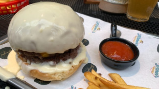 Ini Menu Viral di Karens Diner, Wajib Coba Gak Sih?