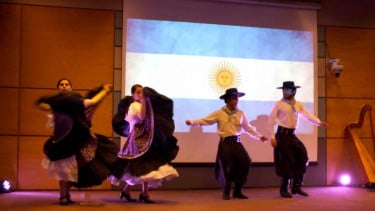 Tarian Chacarera