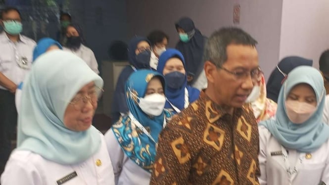 Pj Gubernur DKI Heru Budi Hartono kunjungi RSUD Pasar Minggu.
