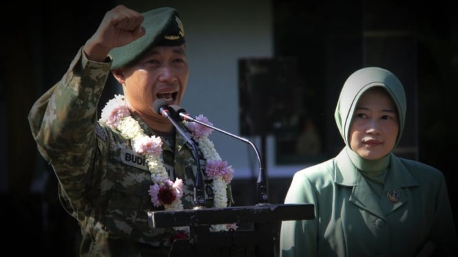 VIVA Militer: Letkol Inf  Budi Sanjaya Galih saat dilantik jadi Danyonif MR 412