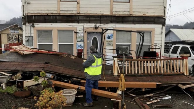 Una casa fue destruida por un terremoto de magnitud 6,4 en el norte de California.