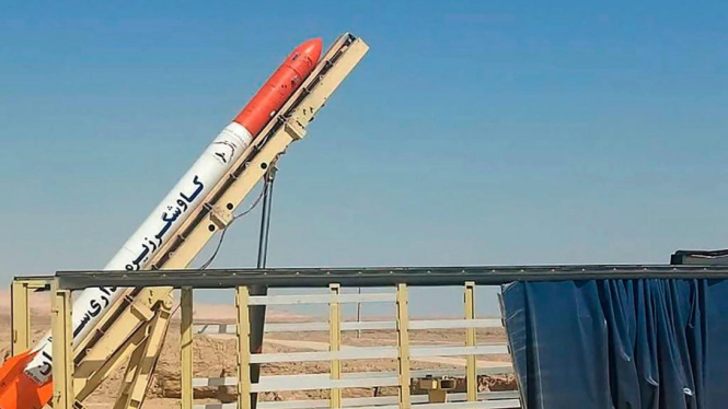 VIVA Militer: Roket luar angkasa Republik Islam Iran