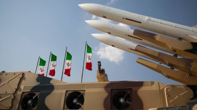 VIVA Militer: Rudal balistik Angkatan Bersenjata Republik Islam Iran