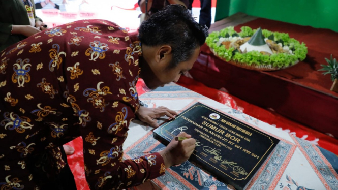 Peresmian sumur bor di Pilangrejo, Yogyakarta