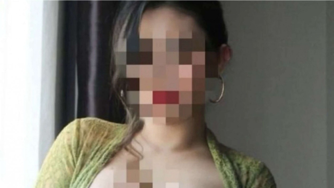 Beredar video syur wanita kebaya hijau