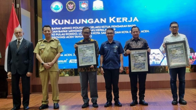 BNPP bersama PT Pos Indonesia luncurkan Prangko Seri PLBN Tahun 2022