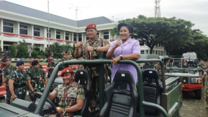 VIVA Militer: Danjen Kopassus supiri Panglima TNI Laksamana Yudo Margono