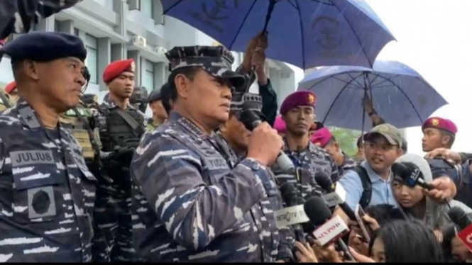 VIVA Militer: Panglima TNI Yudo Margono usai Admiral Inspection di Pd. Dayung 