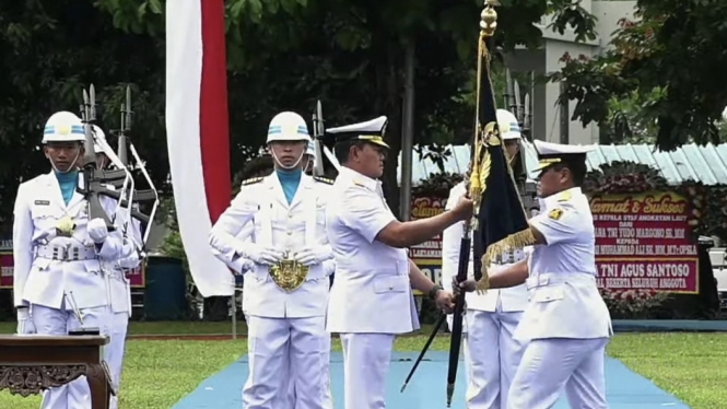 Sah, Laksamana Yudo Margono Serahkan Tongkat Kepemimpinan KSAL Ke ...