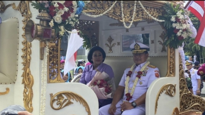 VIVA Militer: Panglima TNI Yudo Margono dan istri tinggalkan Mabesal 