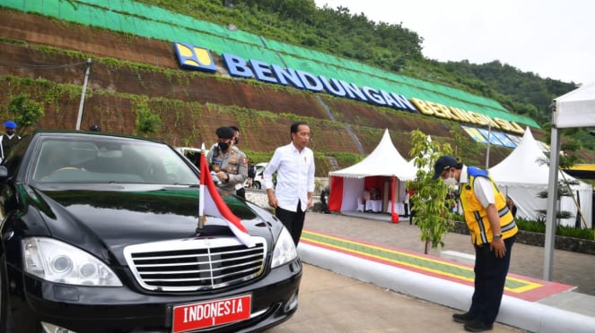 Presiden Jokowi di bendungan Beringin Sila, NTB