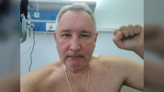 Bekas Pentolan Luar Angkasa Rusia Ditembak Militer Ukraina