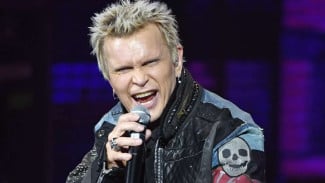 Penyanyi Rock Billy Idol Mendapatkan Bintang di Hollywood Walk of Fame