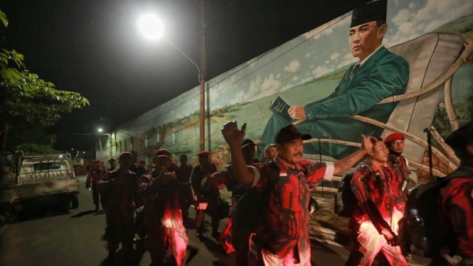 Satgas PDIP Solo Diberangkatkan ke Jakarta Jelang HUT PDIP