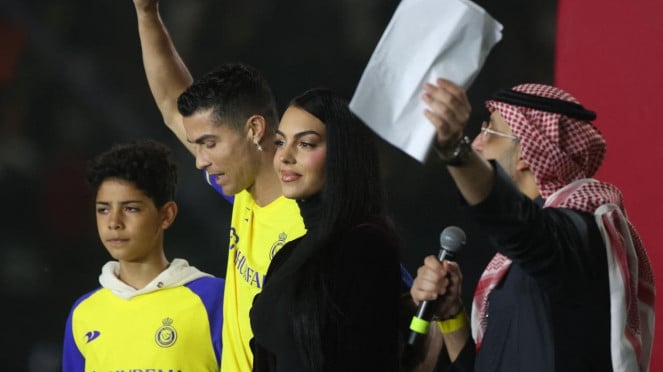 Cristiano Ronaldo finalmente solicitó a Gorjina Rodrigue después de ver 4 años