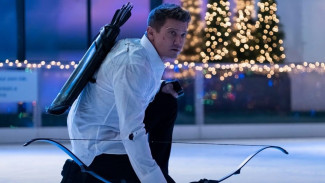 Terungkap, Penyebab Jeremy Renner 'Hawkeye' Kecelakaan Hingga Cedera Tulang