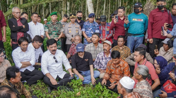 Menteri ATR/BPN Hadi Tjahjanto di Jember, Jawa Timur.