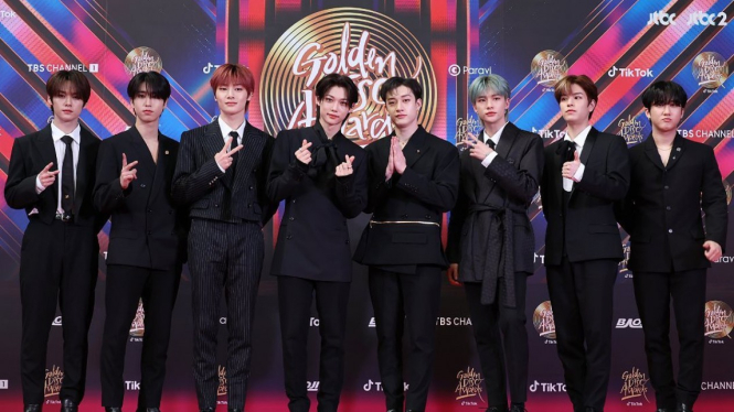 Penampilan Stray Kids dalam gelaran Golden Disc Awards 2023