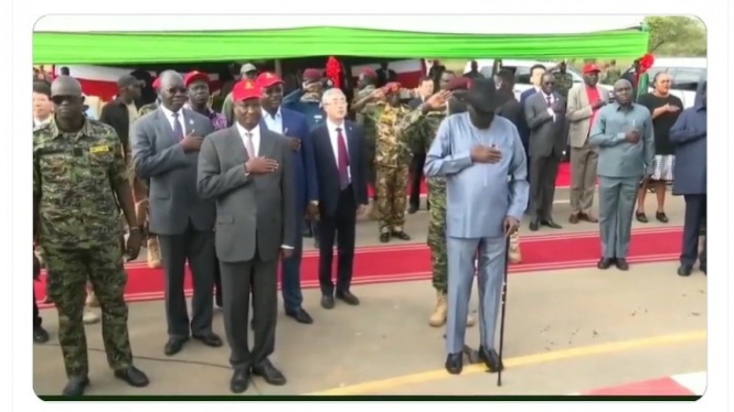 Presiden Sudan Salva Kiir Mayardit mengompol saat berada di acara resmi.
