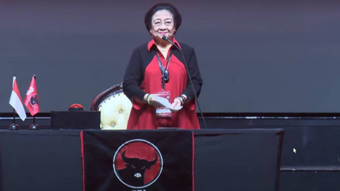 Ketum PDIP Megawati Soekarnoputri di HUT ke-50 di Jiexpo, Kemayoran.