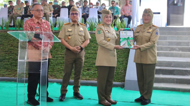 Menteri Ketenagakerjaan, Ida Fauziyah, melantik DK3N periode 2022 s.d 2026