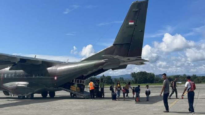 Puluhan warga Oksibil Papua meninggalkan wilayah mereka pasca serangan KKB