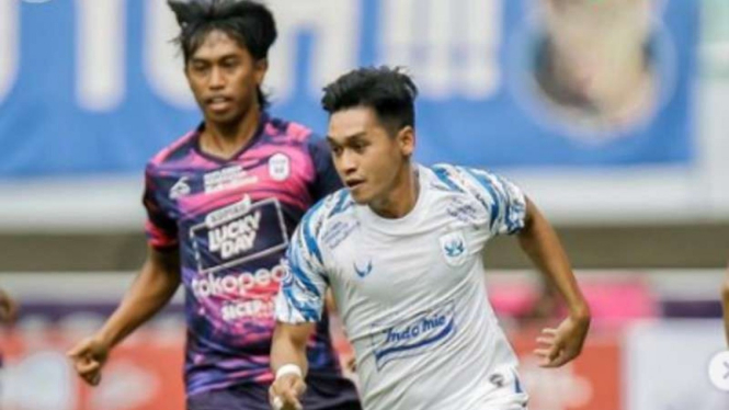 Duel RANS Nusantara FC vs PSIS Semarang