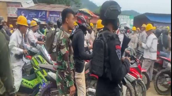 Aparat TNI-Polri berjaga di PT GNI usai bentrokan maut