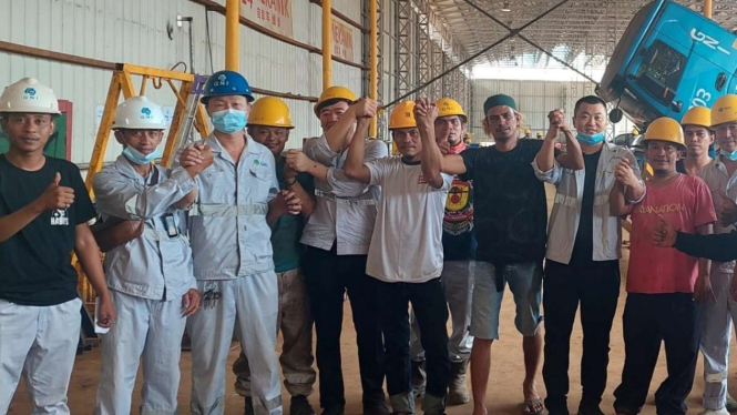 Para pekerja di PT GNI Morowali Utara kembali beraktivitas pascakerusuhan.