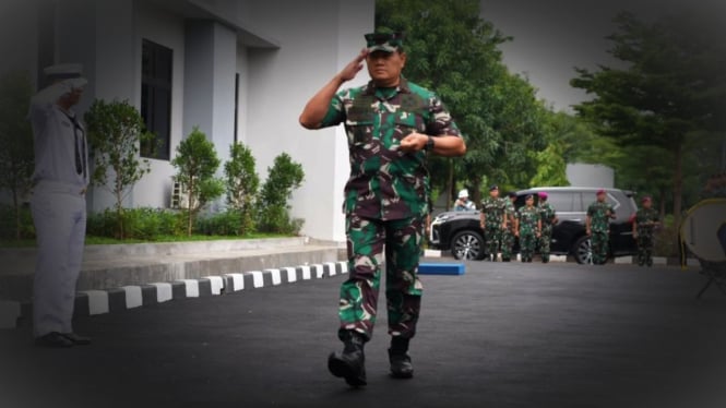 VIVA Militer: Laksamana TNI YM