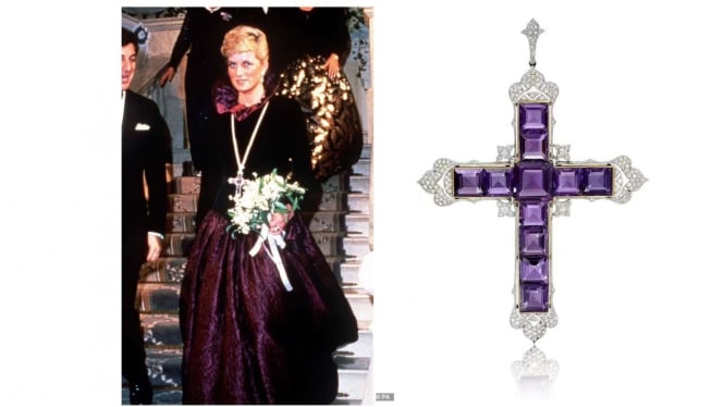 Kalung salib Putri Diana 