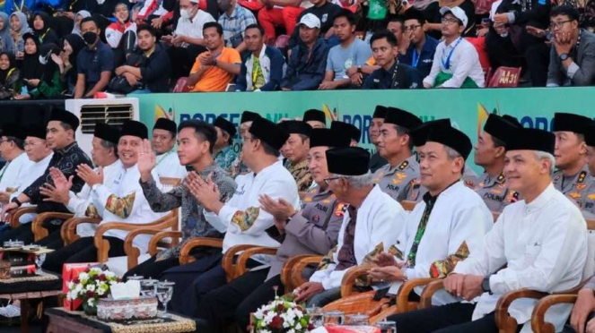 Gubernur Jawa Tengah, Ganjar Pranowo menghadiri penutupan Porseni NU